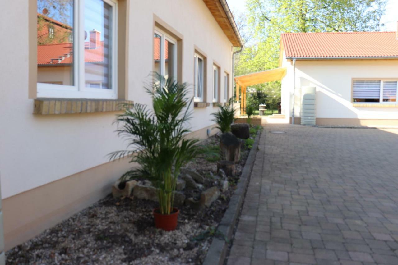 Arthaus Leipzig Bed & Breakfast Exterior photo